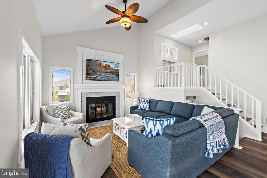 12 W COHASSET ROAD