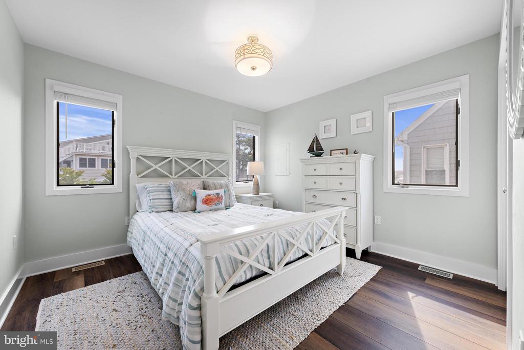 12 W COHASSET ROAD