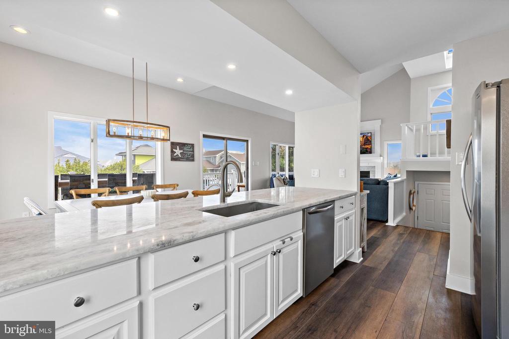 12 W COHASSET ROAD