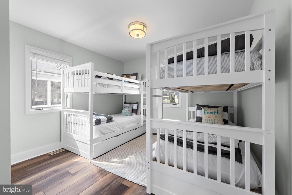 12 W COHASSET ROAD