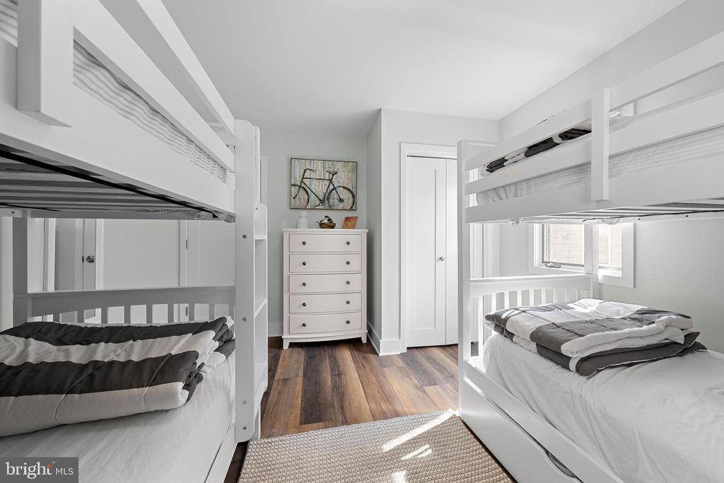 12 W COHASSET ROAD