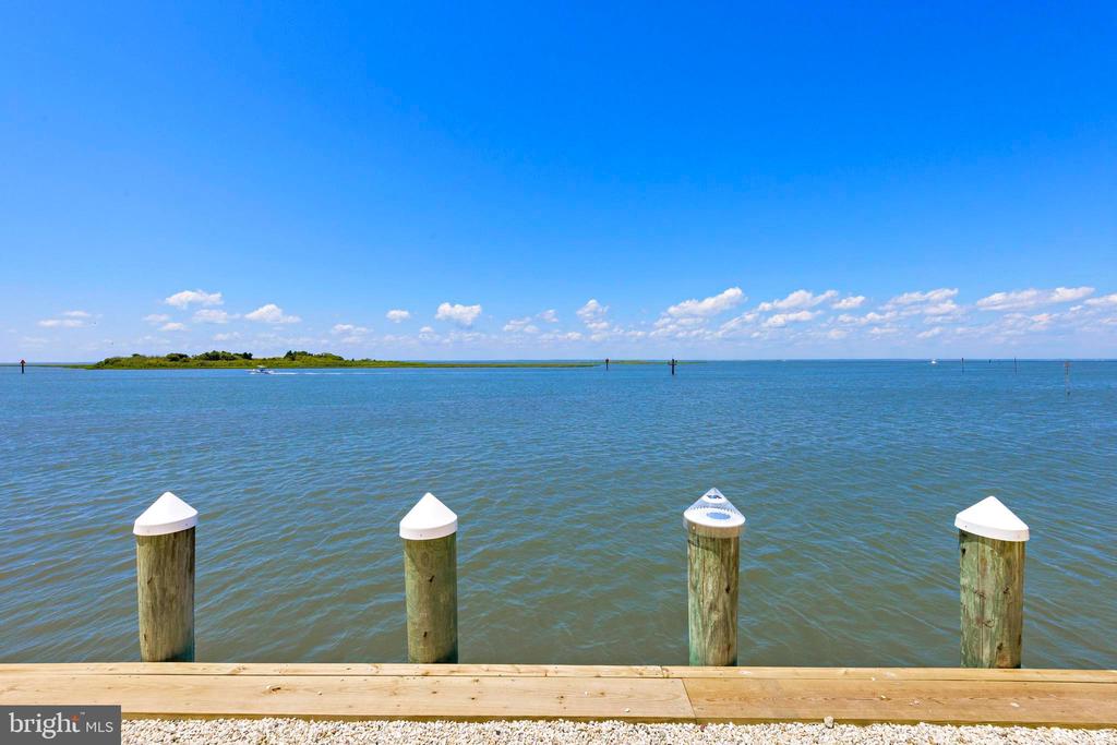 2600 LONG BEACH BOULEVARD 14