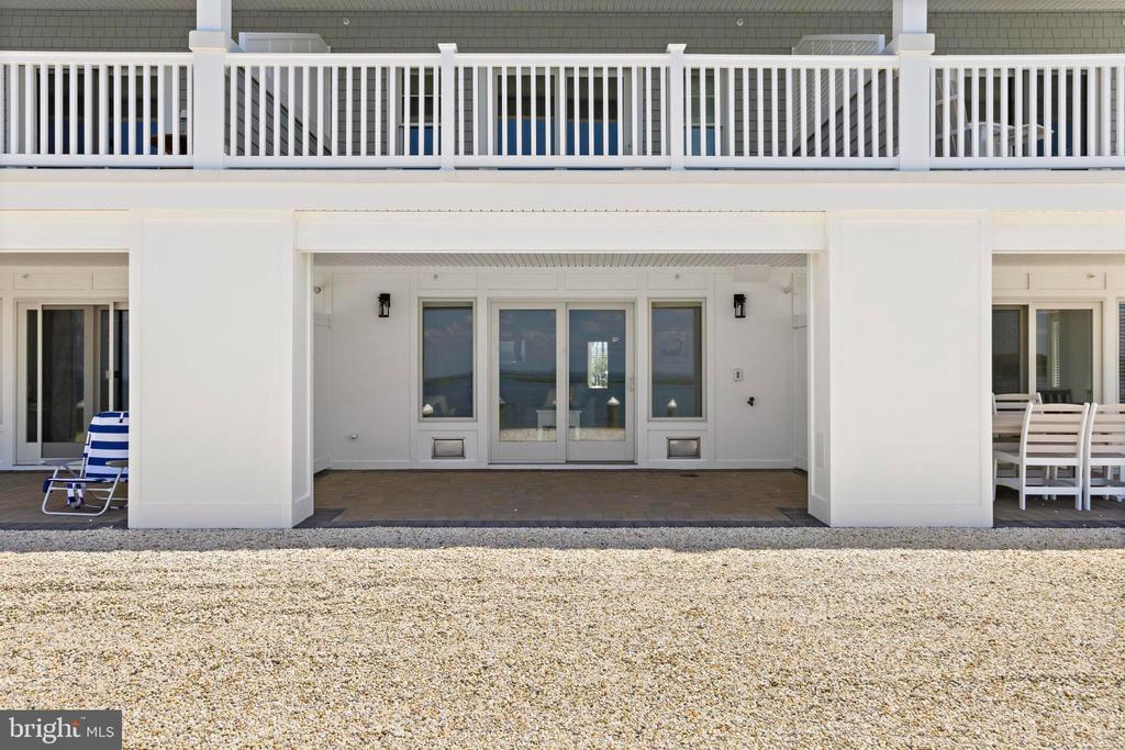2600 LONG BEACH BOULEVARD 14
