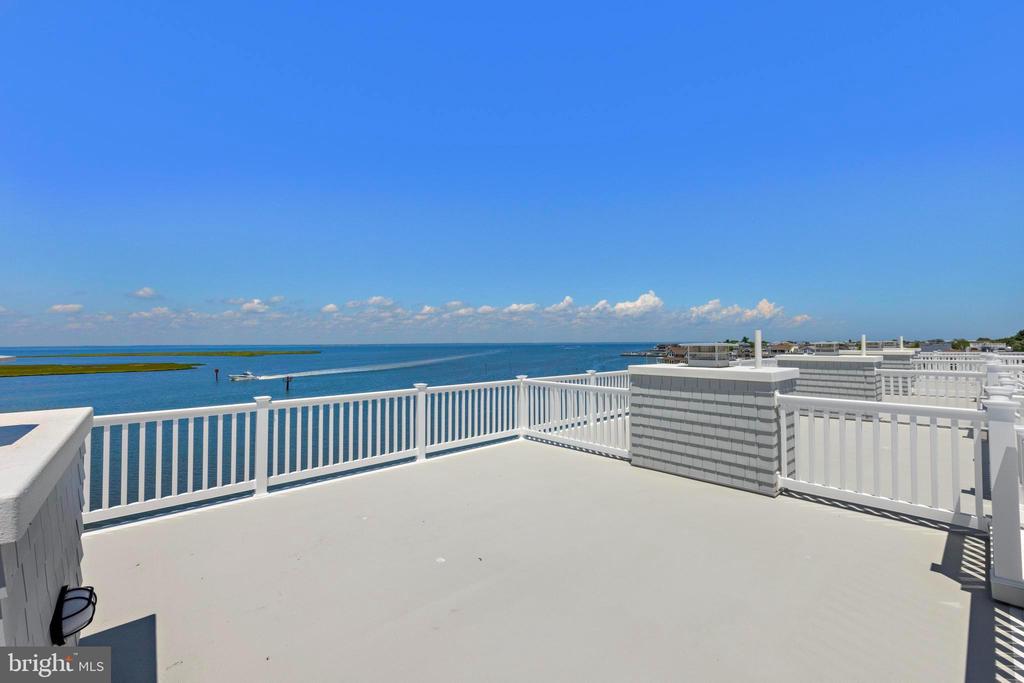 2600 LONG BEACH BOULEVARD 14