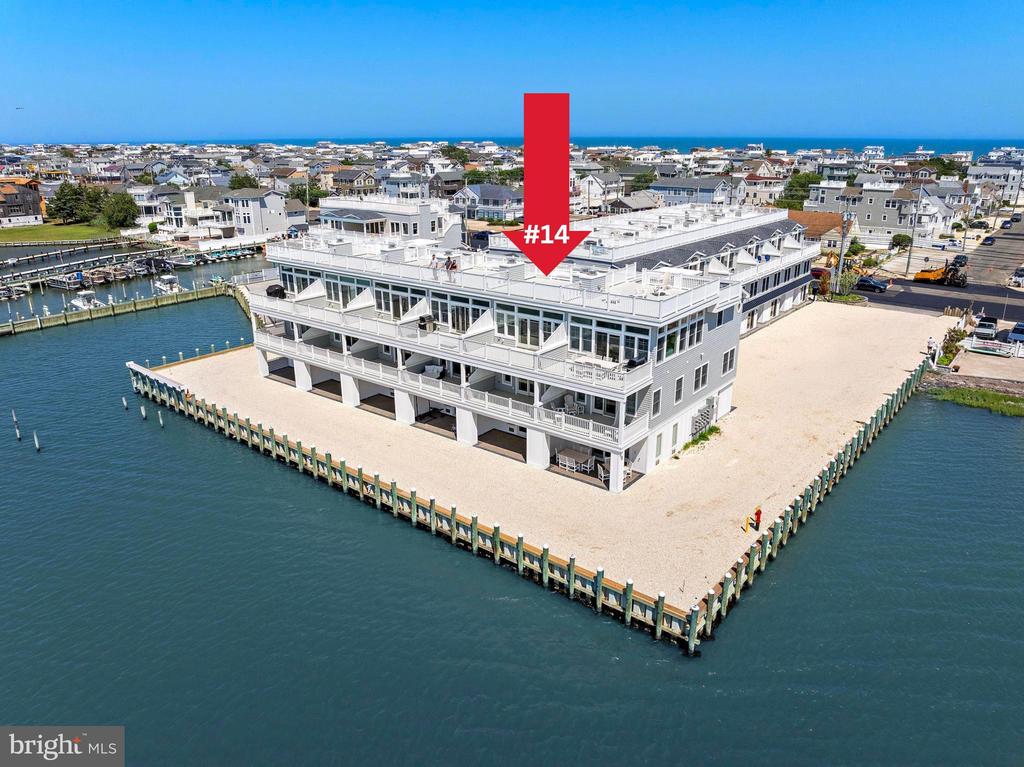 2600 LONG BEACH BOULEVARD 14
