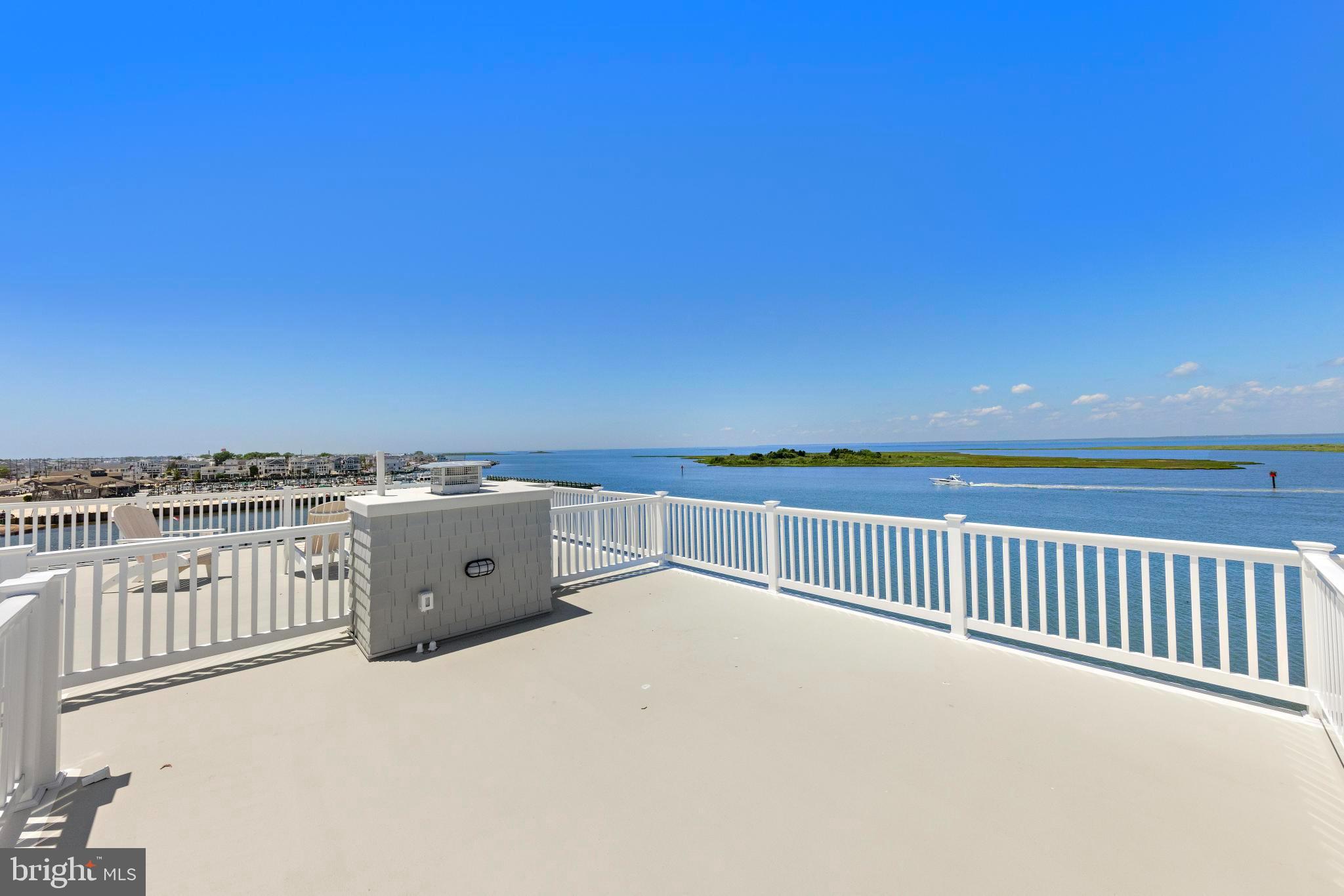 2600 LONG BEACH BOULEVARD 14