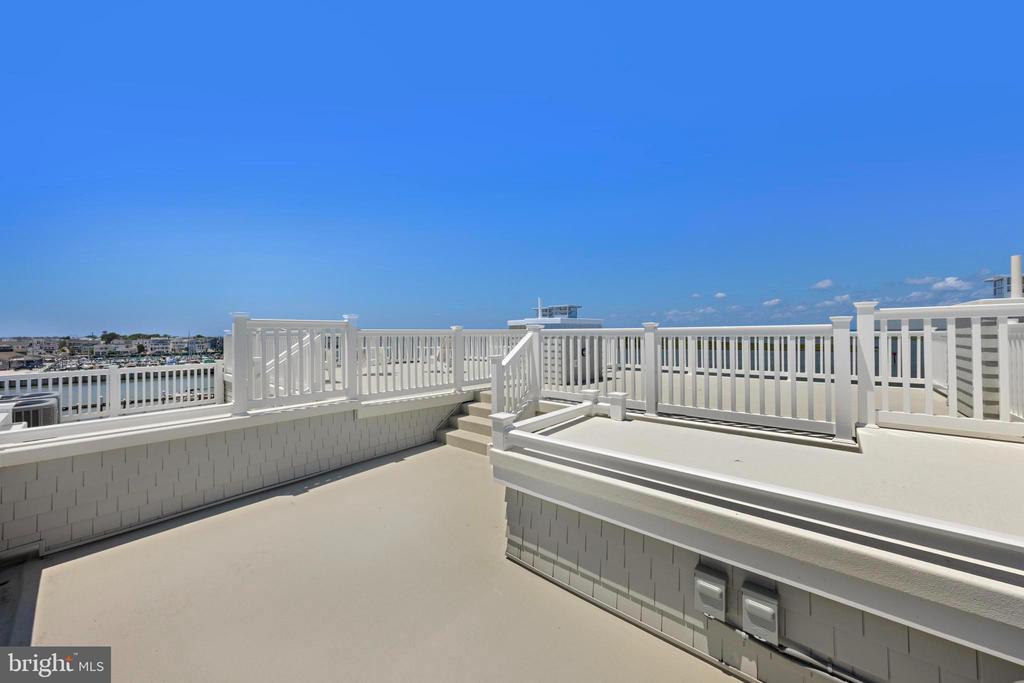 2600 LONG BEACH BOULEVARD 14