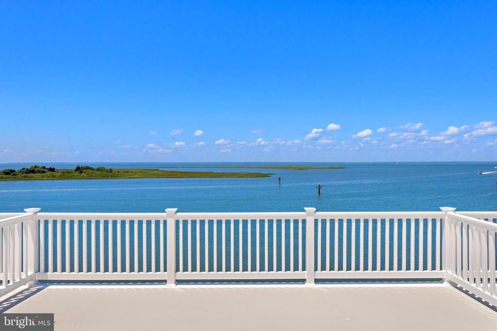 2600 LONG BEACH BOULEVARD 14