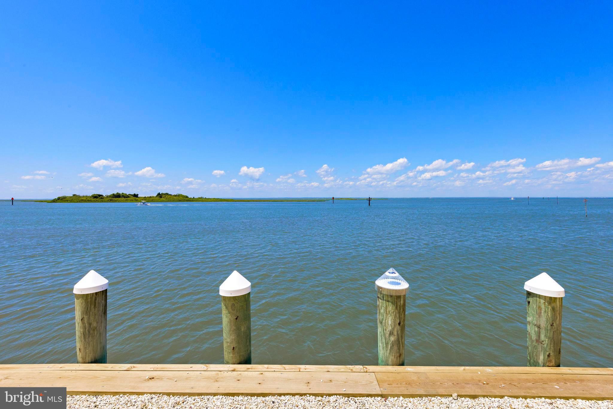 2600 LONG BEACH BOULEVARD 14
