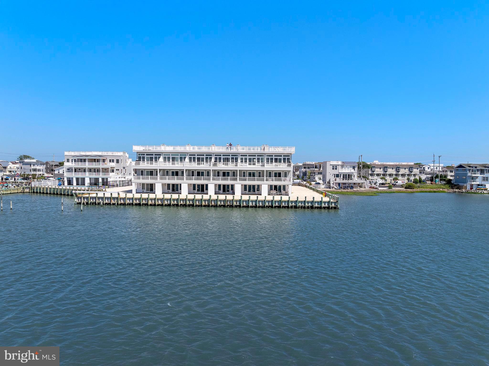 2600 LONG BEACH BOULEVARD 14