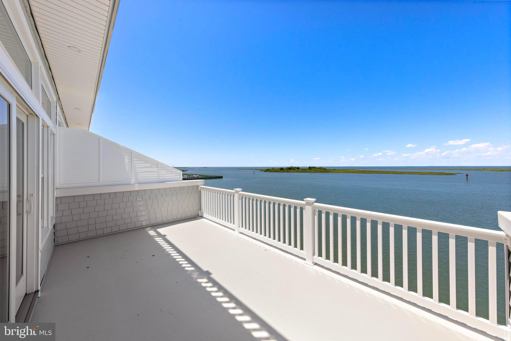 2600 LONG BEACH BOULEVARD 14