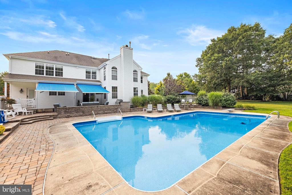 14 POPLAR STREET