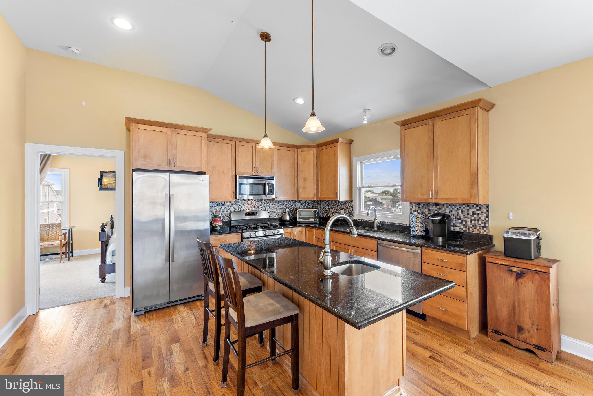104 E 18TH STREET