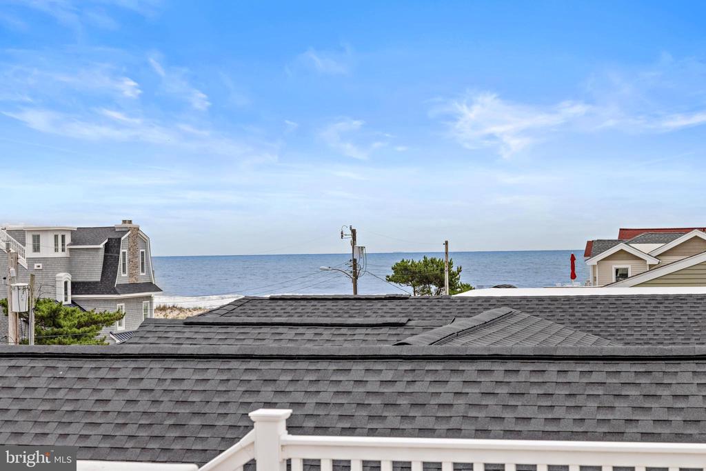 104 E 18TH STREET