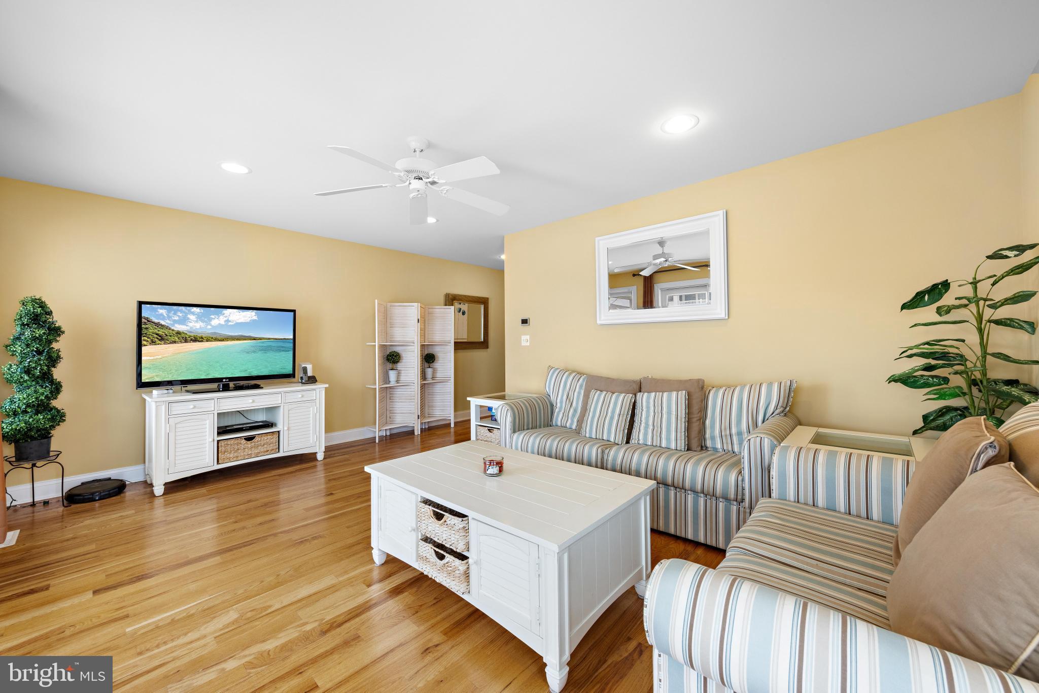 104 E 18TH STREET