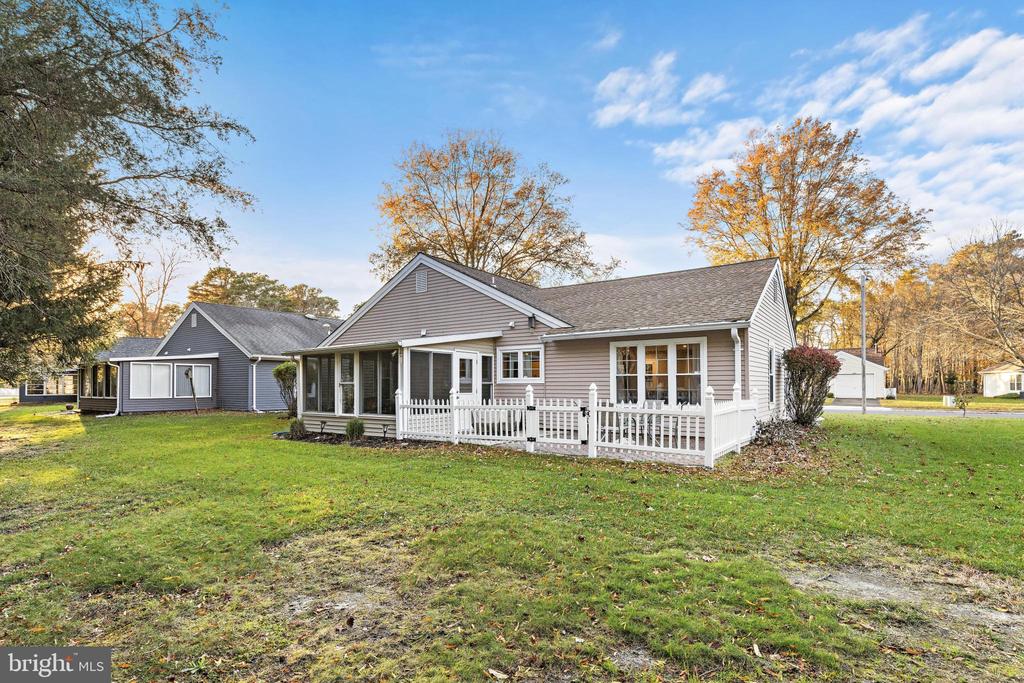 1988 BROOKDALE DRIVE