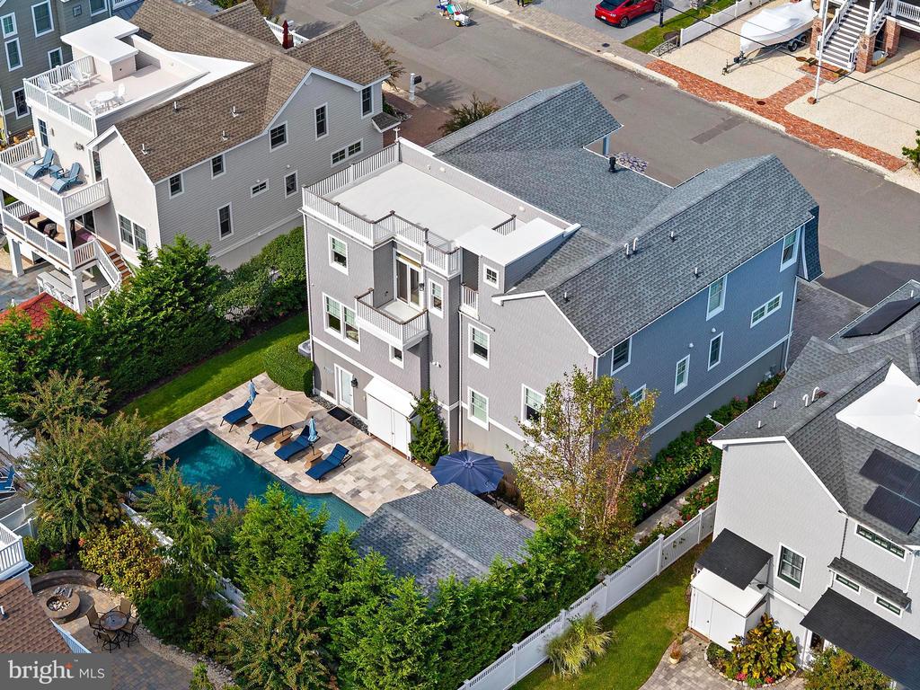 316 LIBERTY AVENUE