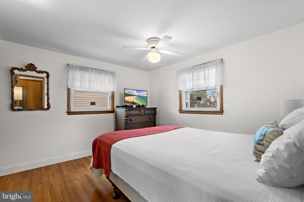 232 N 24TH STREET