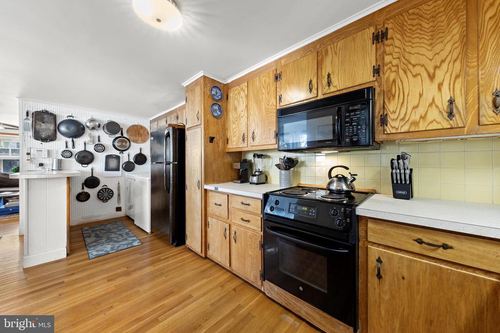 232 N 24TH STREET