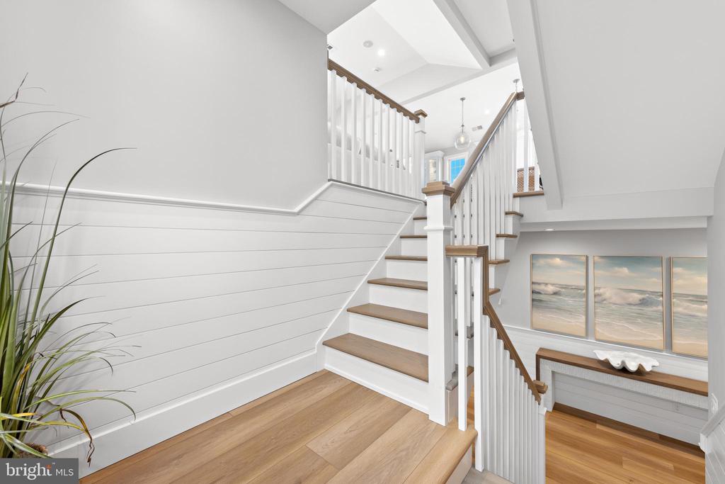 322 THIRD STREET