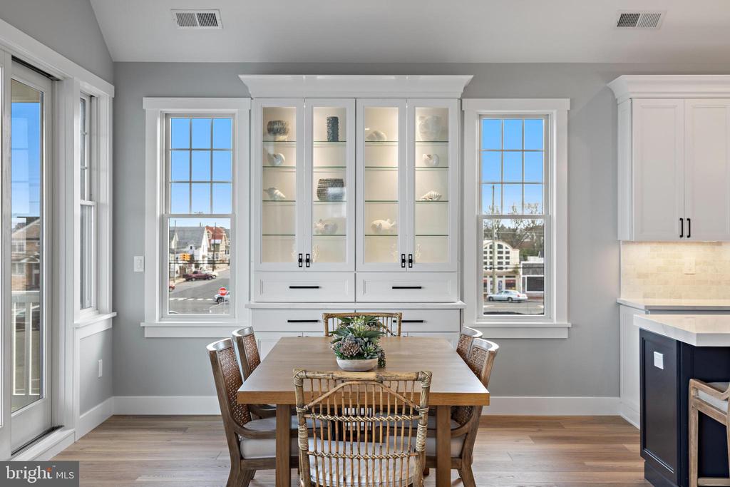 322 THIRD STREET