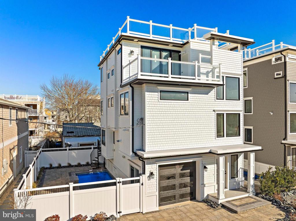 101 W 15TH STREET