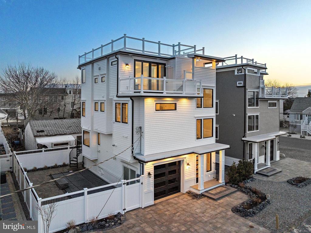101 W 15TH STREET