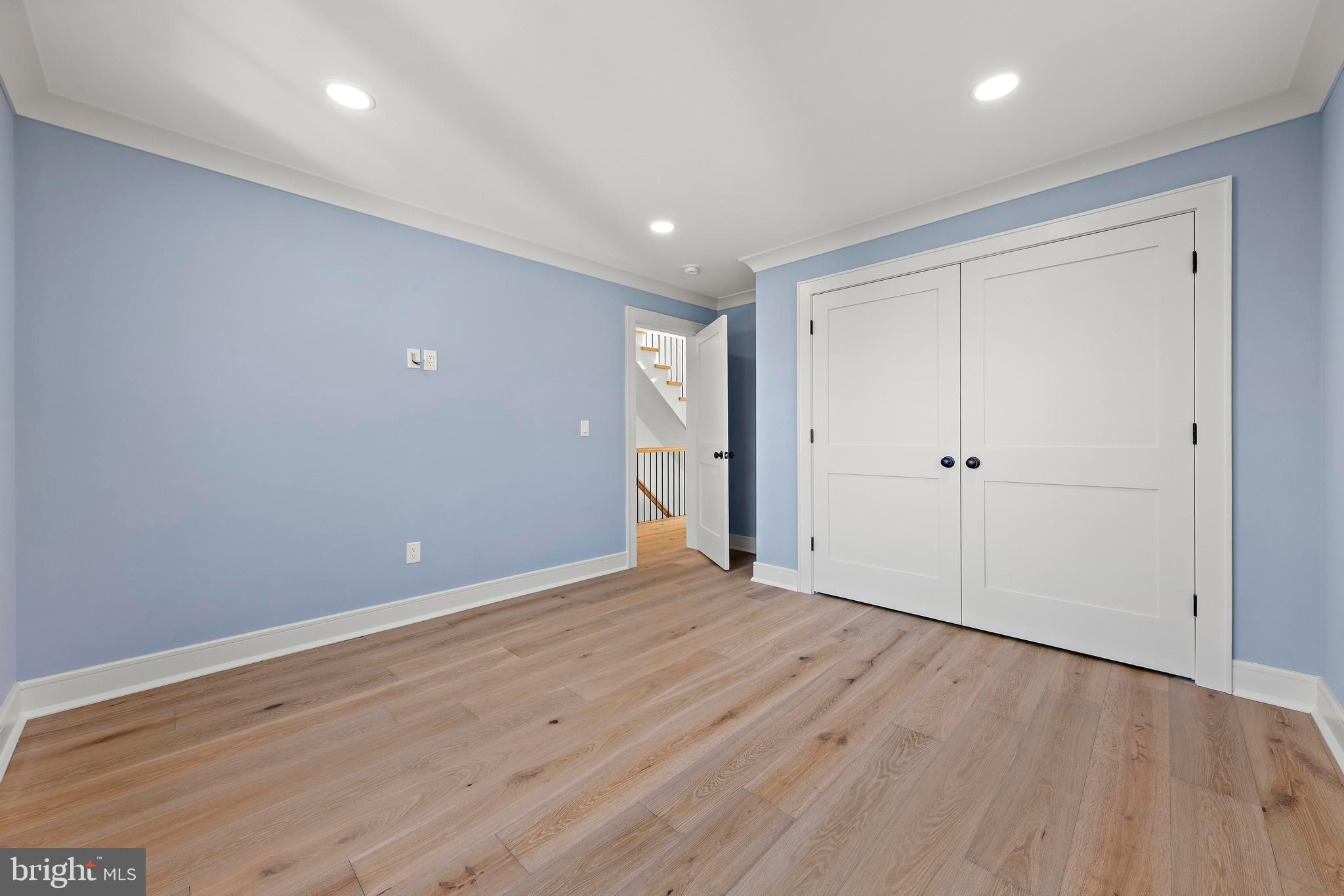 5004 OCEAN BOULEVARD