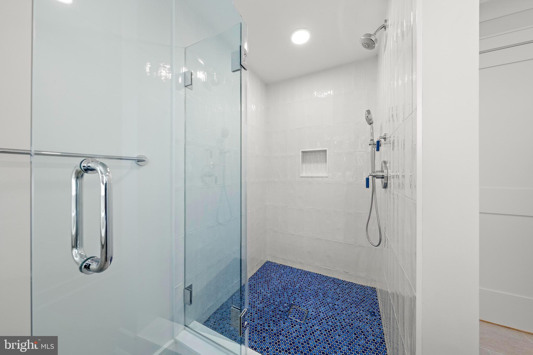 5004 OCEAN BOULEVARD