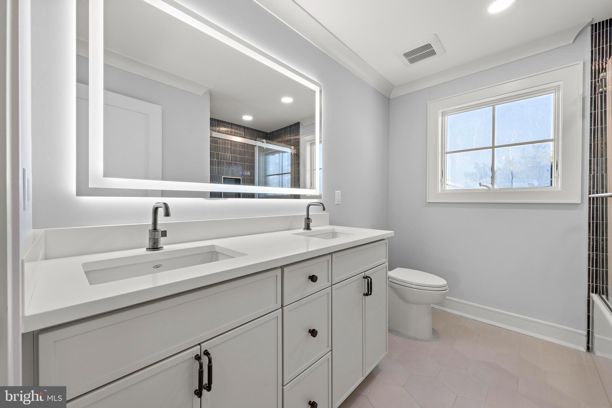 5004 OCEAN BOULEVARD