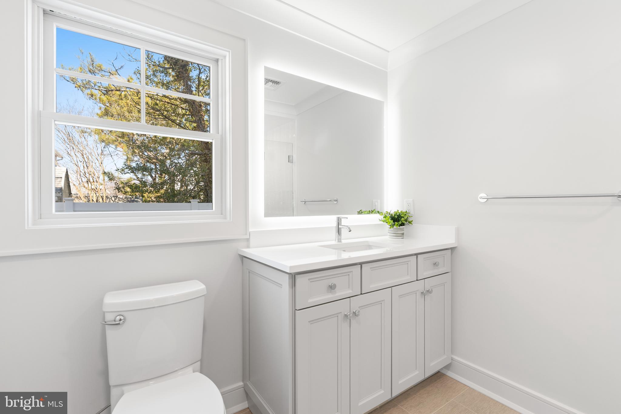 5004 OCEAN BOULEVARD