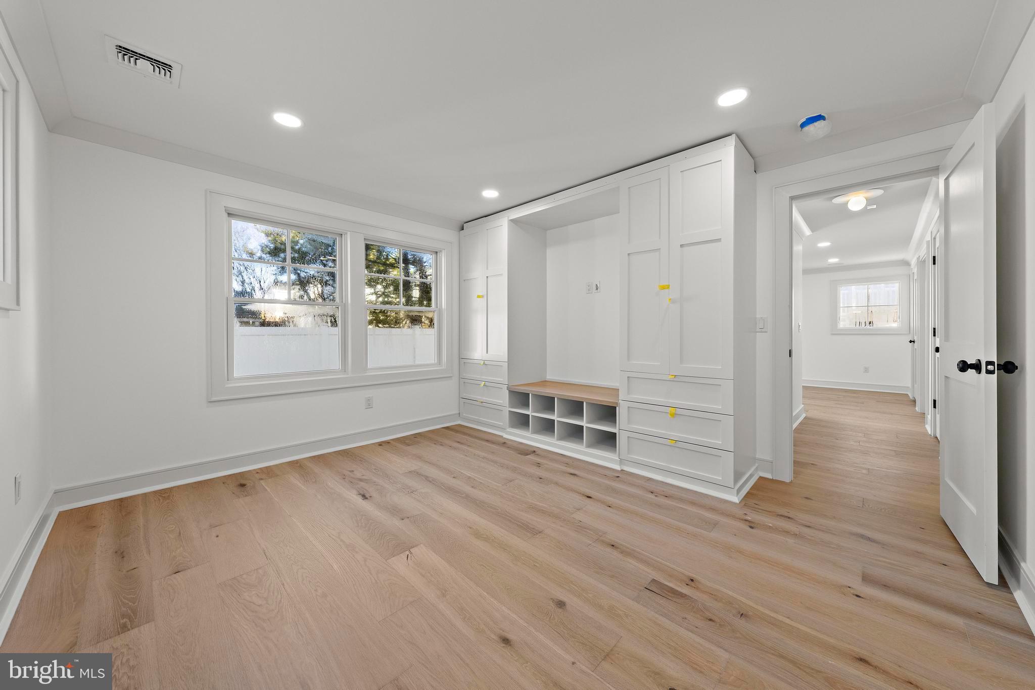 5004 OCEAN BOULEVARD