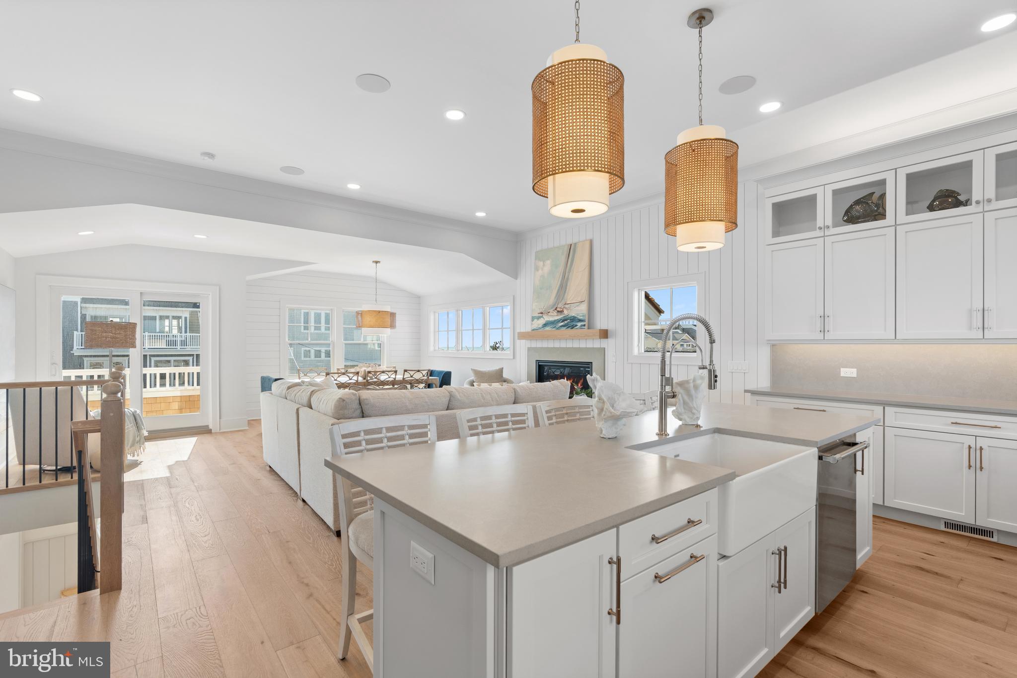 5004 OCEAN BOULEVARD