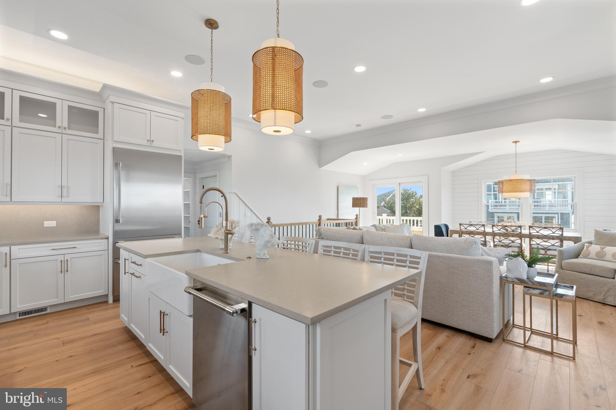 5004 OCEAN BOULEVARD