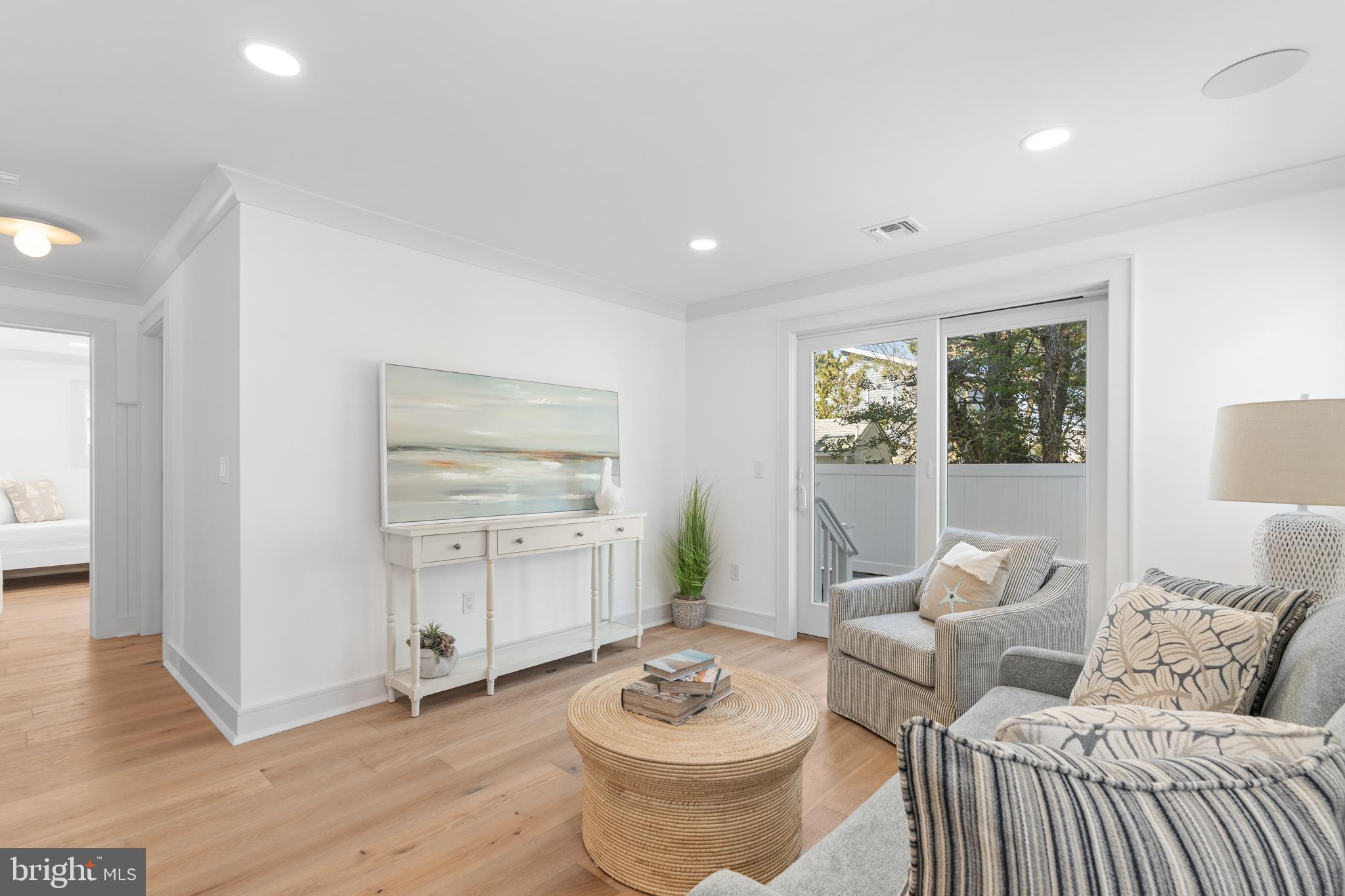 5004 OCEAN BOULEVARD