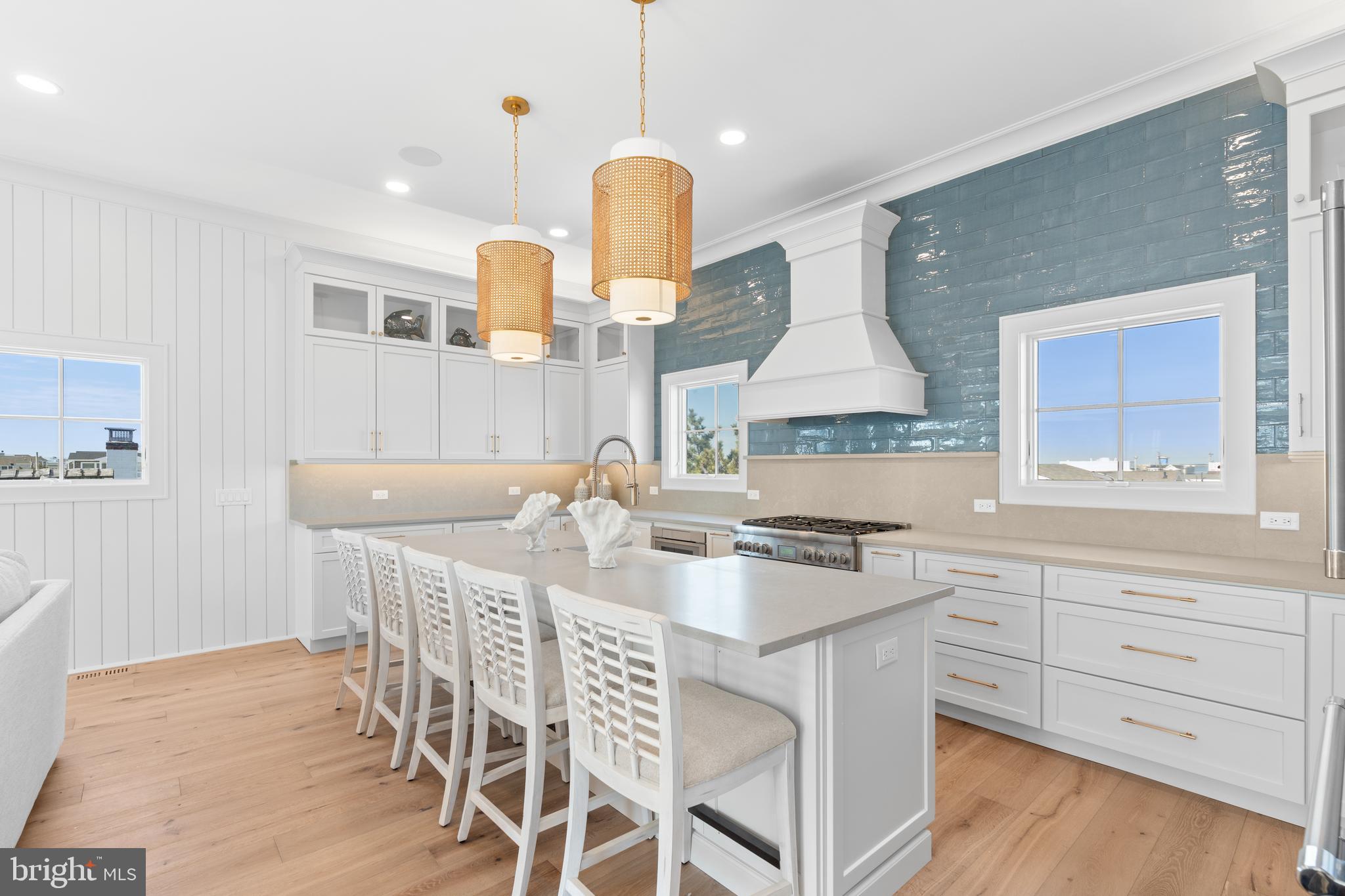 5004 OCEAN BOULEVARD