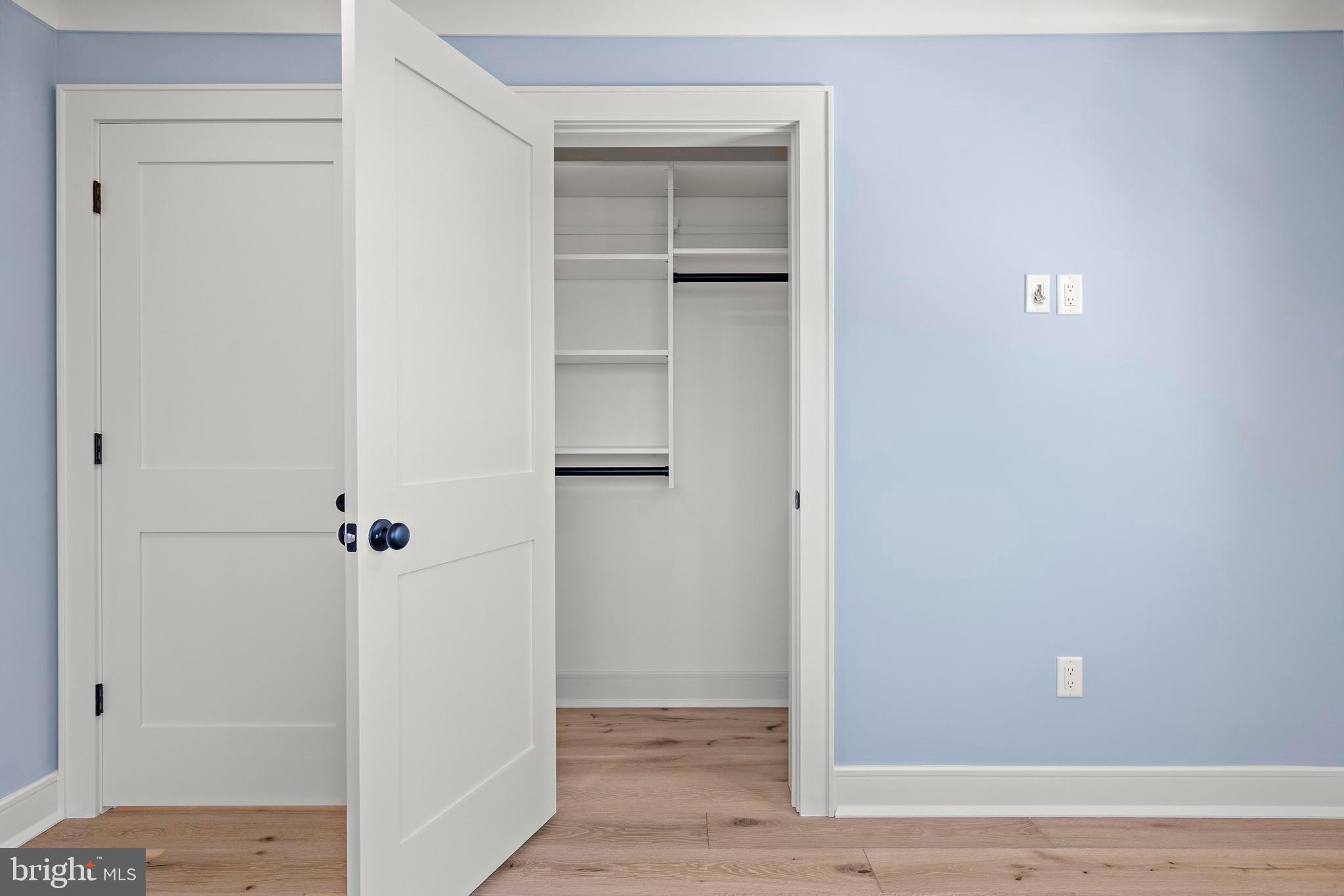 5004 OCEAN BOULEVARD