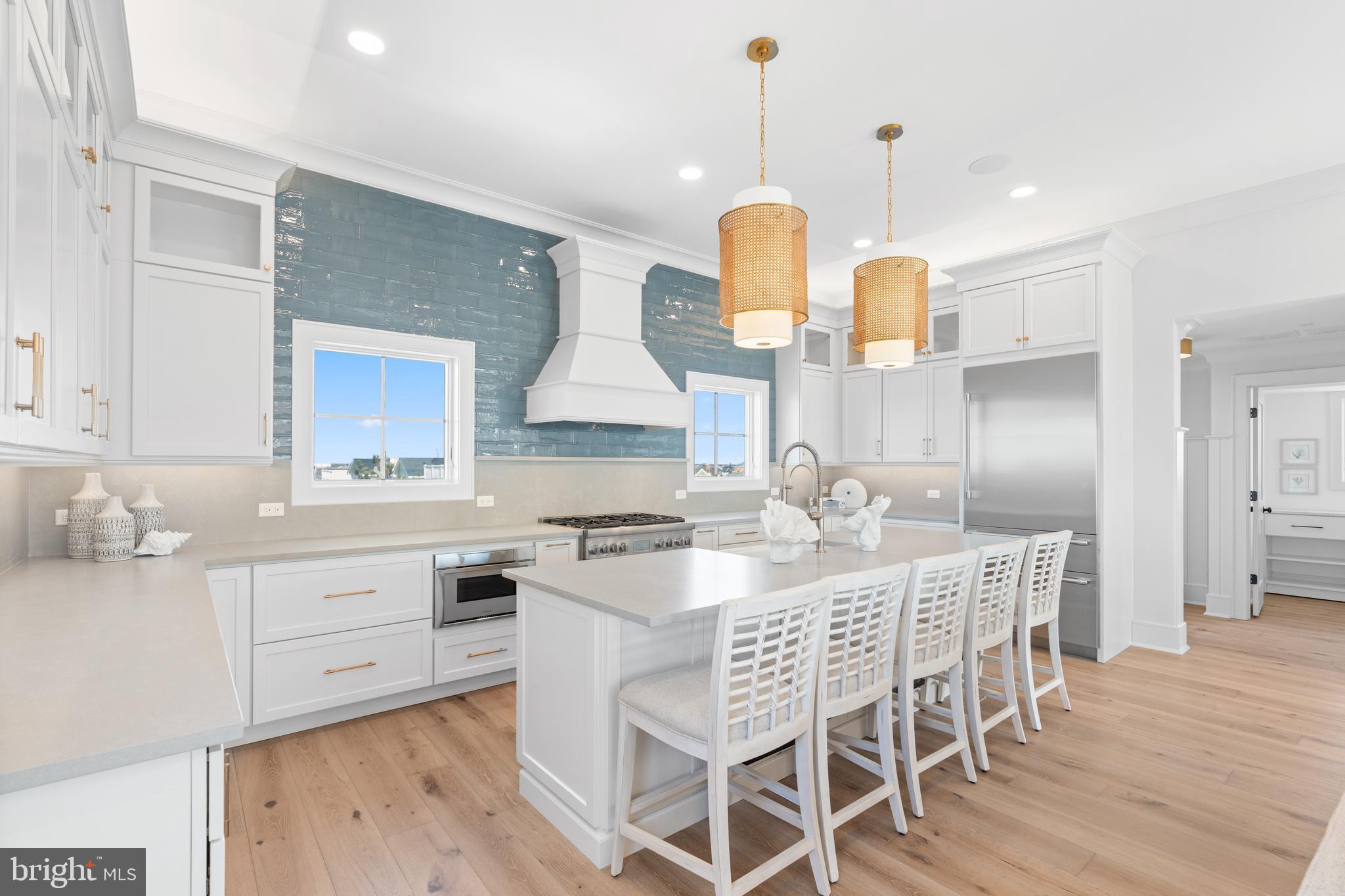 5004 OCEAN BOULEVARD