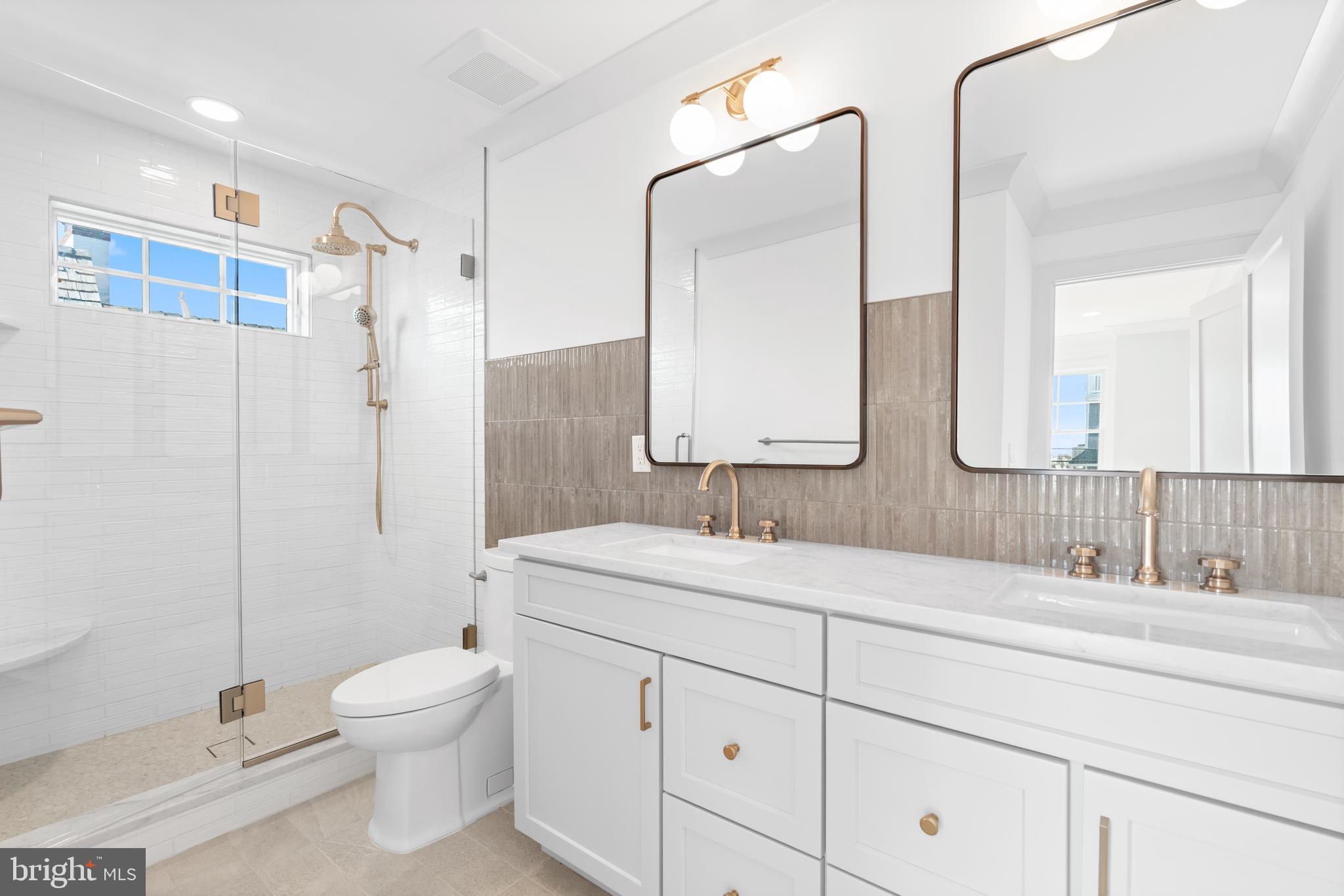 5004 OCEAN BOULEVARD