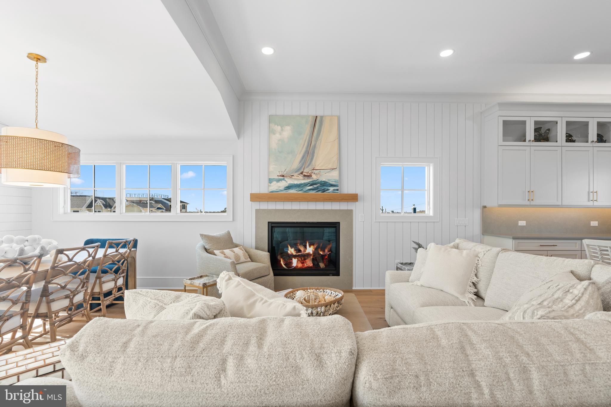 5004 OCEAN BOULEVARD