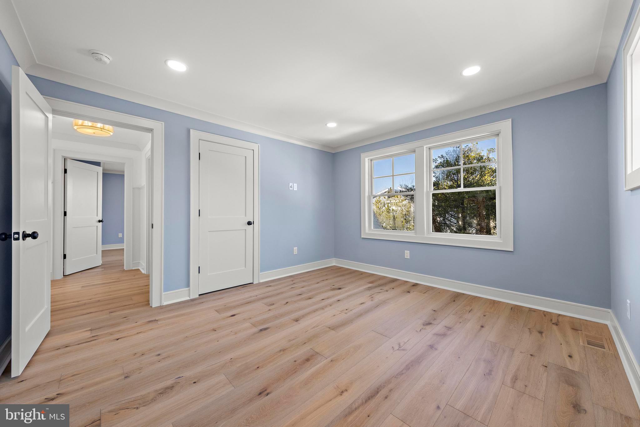 5004 OCEAN BOULEVARD