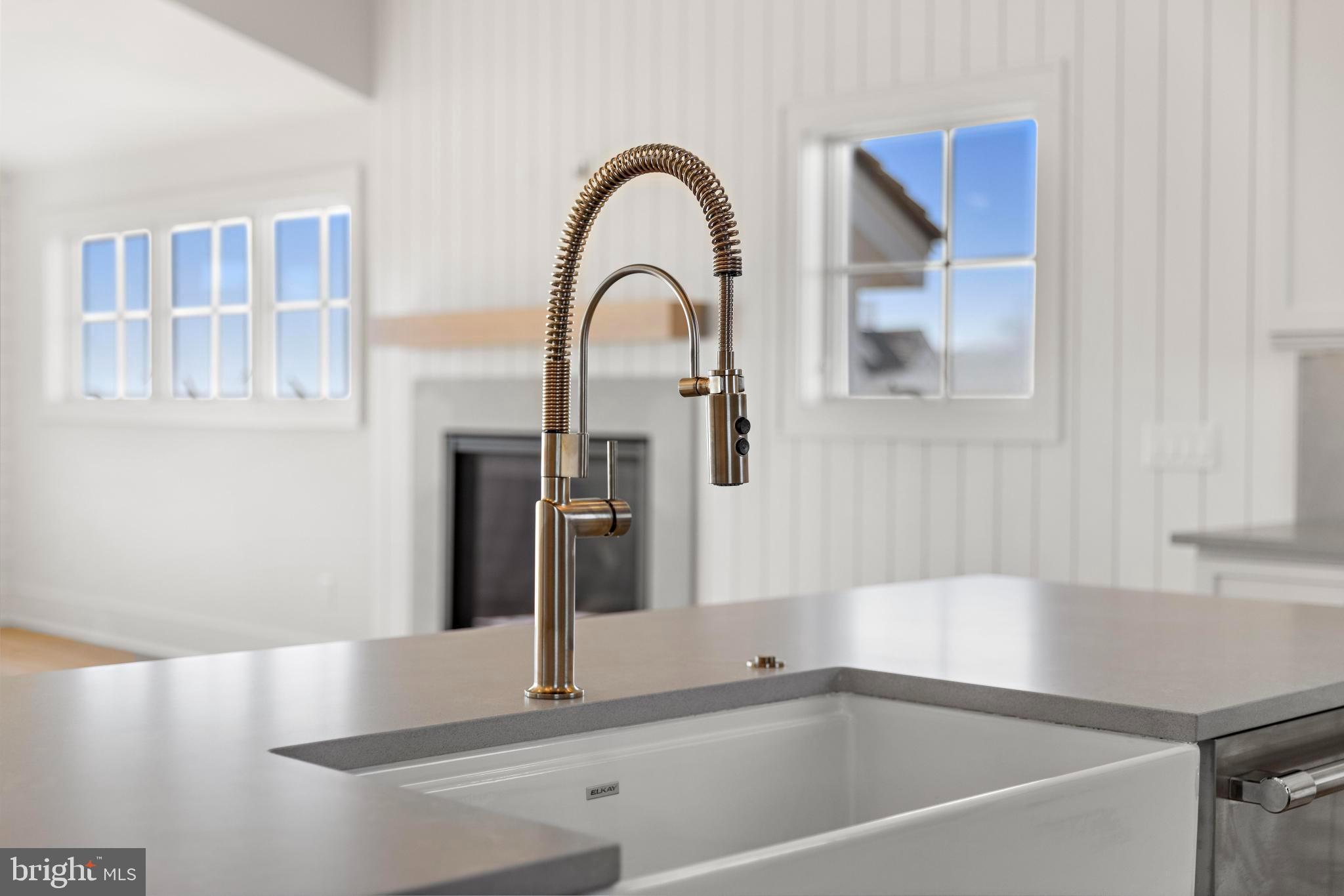 5004 OCEAN BOULEVARD