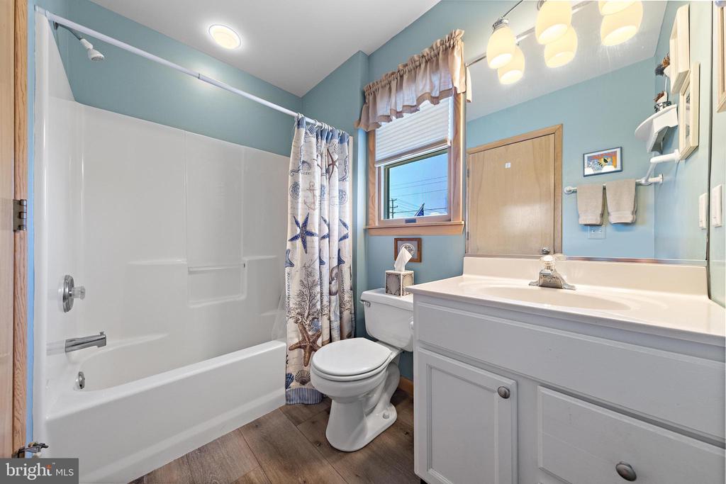11 W 87TH STREET
