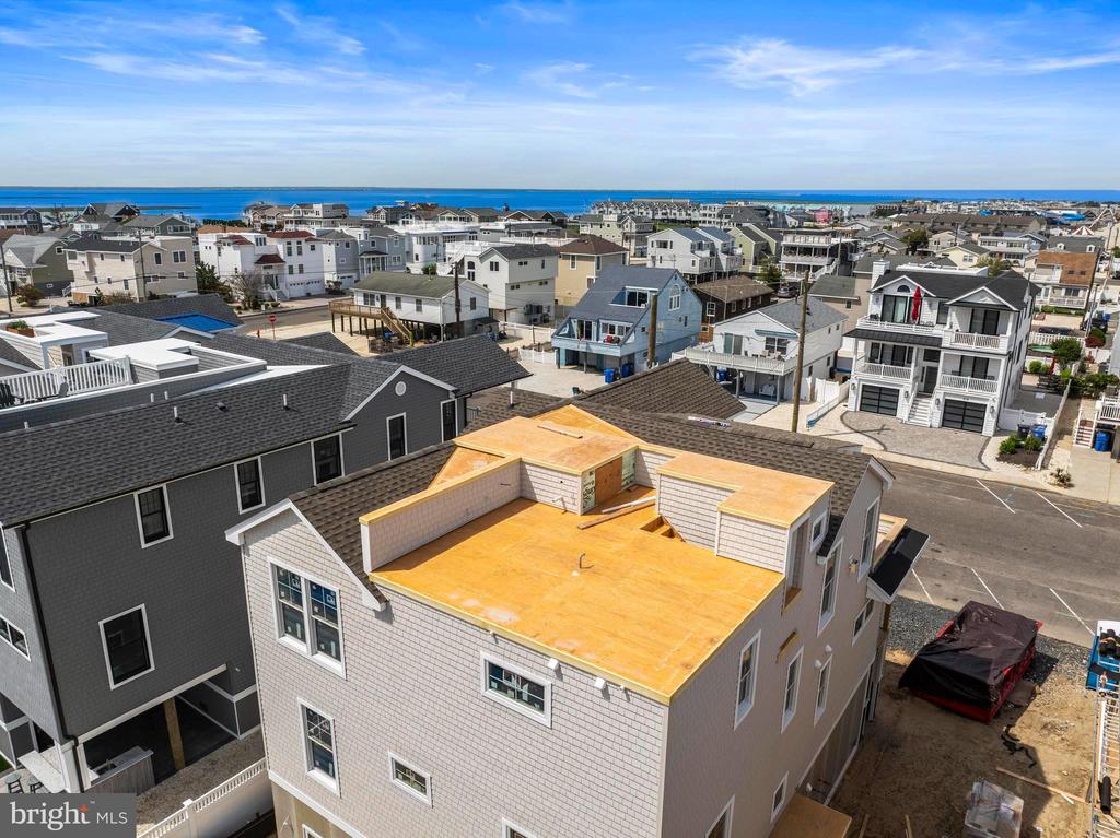 320 THIRD STREET