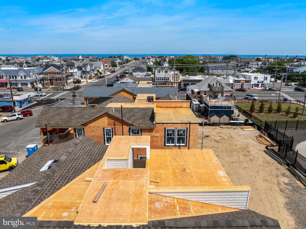 320 THIRD STREET