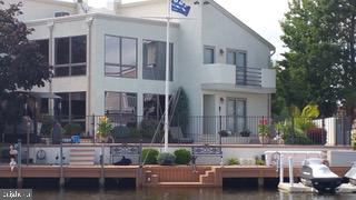 915 SHENANDOAH DRIVE