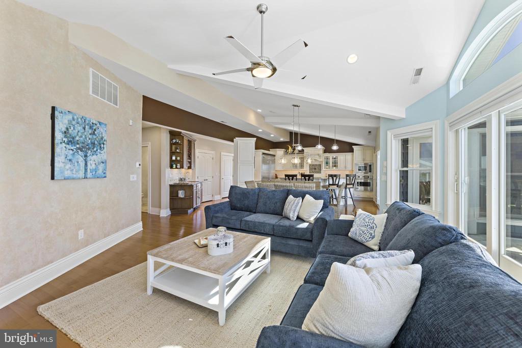 359 W 12TH STREET