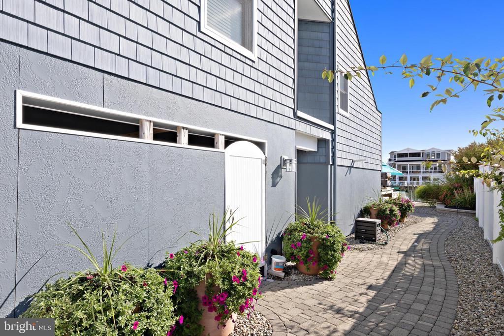 359 W 12TH STREET