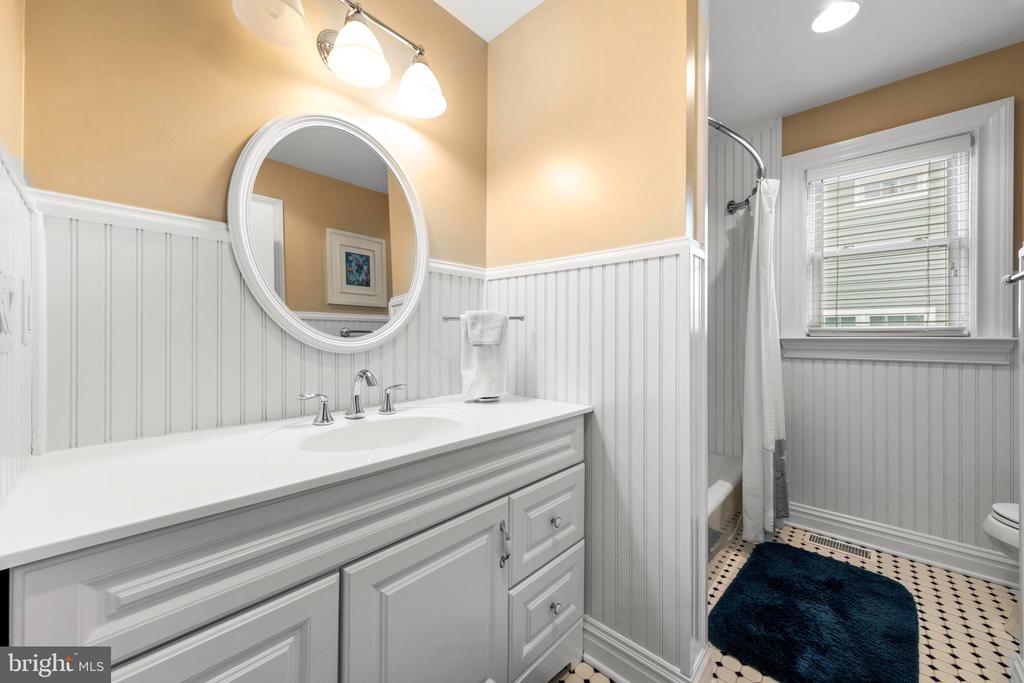 359 W 12TH STREET