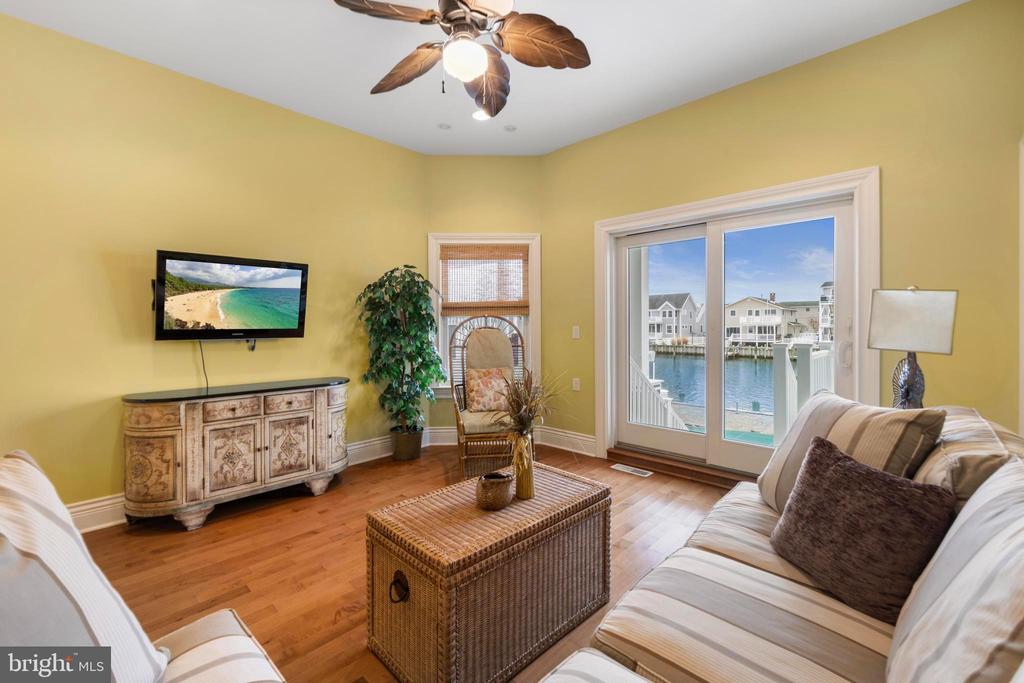 359 W 12TH STREET